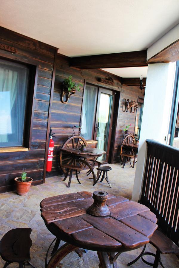 Hotel Sokay Trjawna Exterior foto